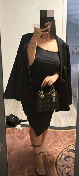 Servicii ireprosabile, 100 lei ora,