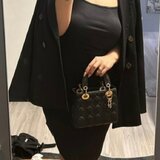 Servicii ireprosabile, 100 lei ora